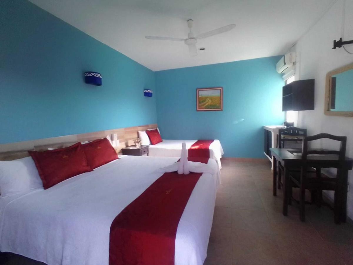 Hotel Acuario Playa Del Carmen Zewnętrze zdjęcie