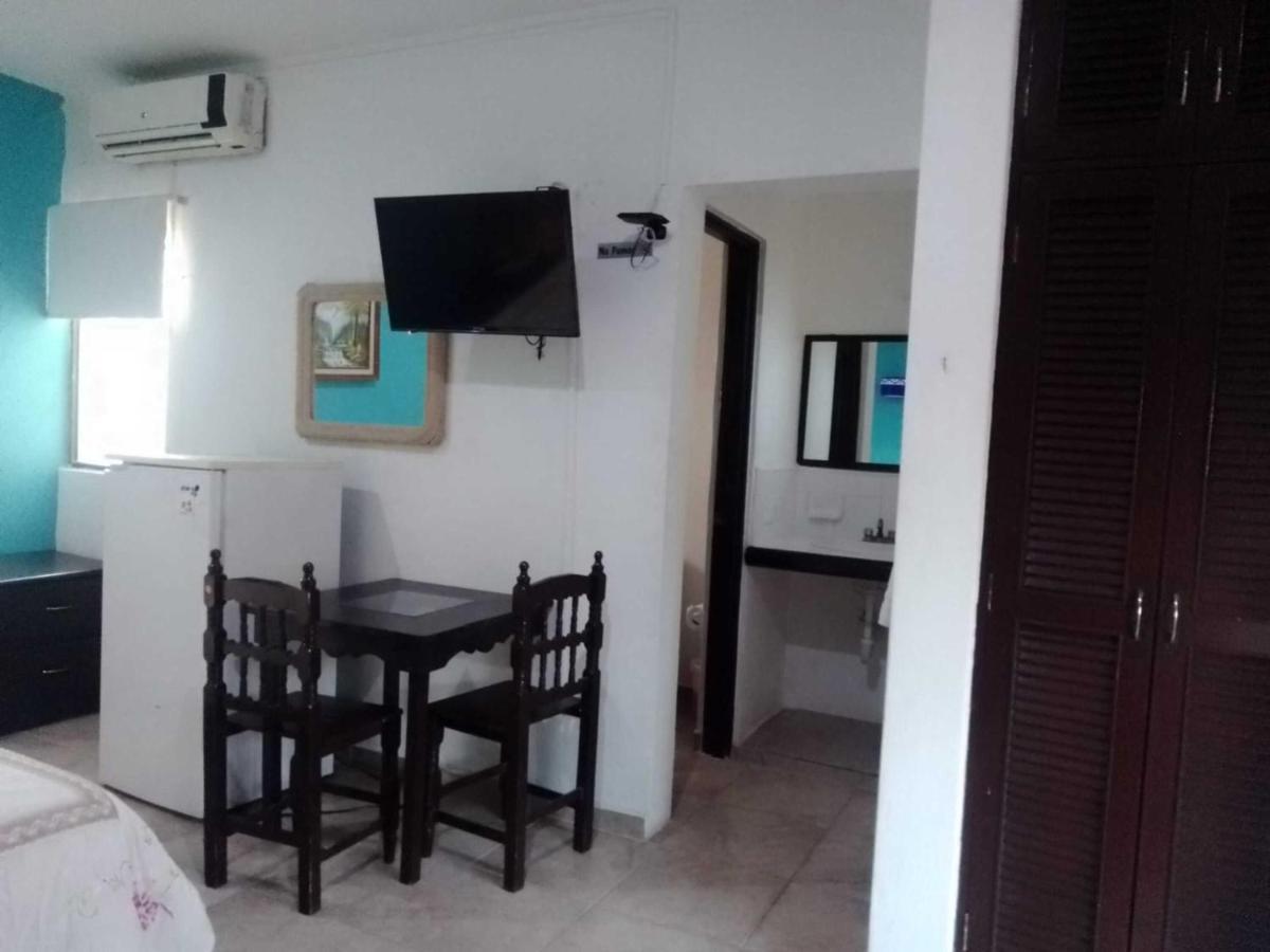 Hotel Acuario Playa Del Carmen Zewnętrze zdjęcie